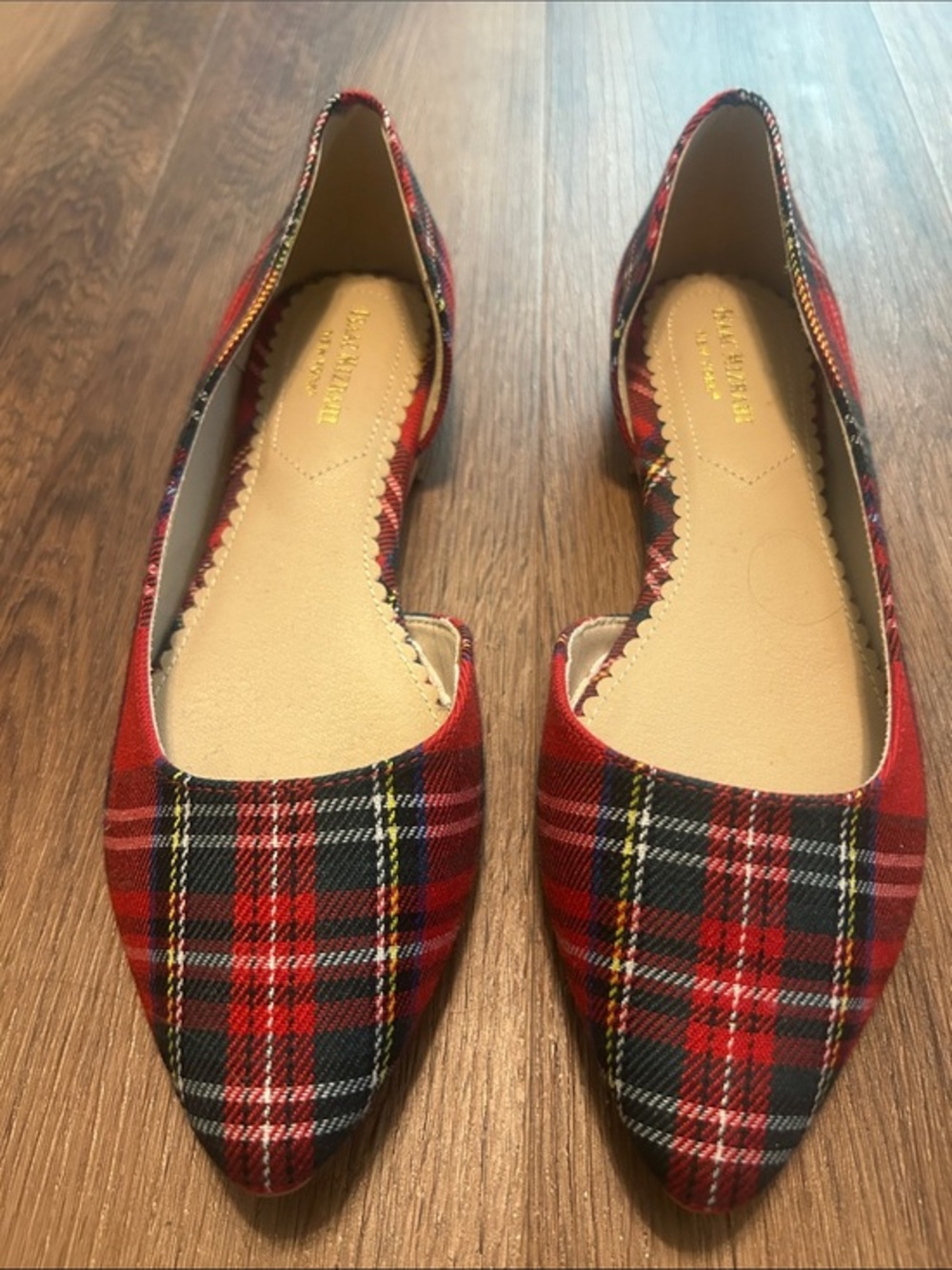 NWOT Isaac Mizrahi Nee York Red Green Plaid Flat Slip On Shoes Size 7
